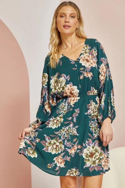 Vintage-Inspired Women's Clothes Women's Andre Floral dolman dress with vneck