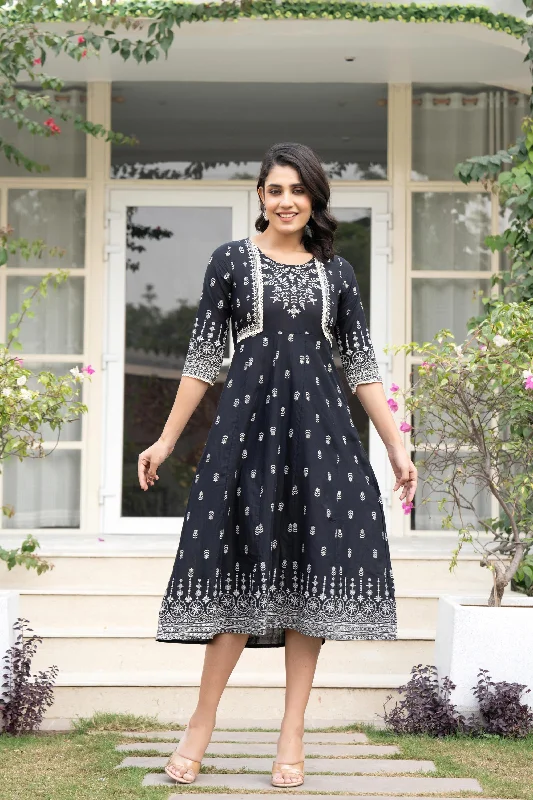 Women's Cozy Clothes Black Floral Printed Cotton Dress With Thread Work