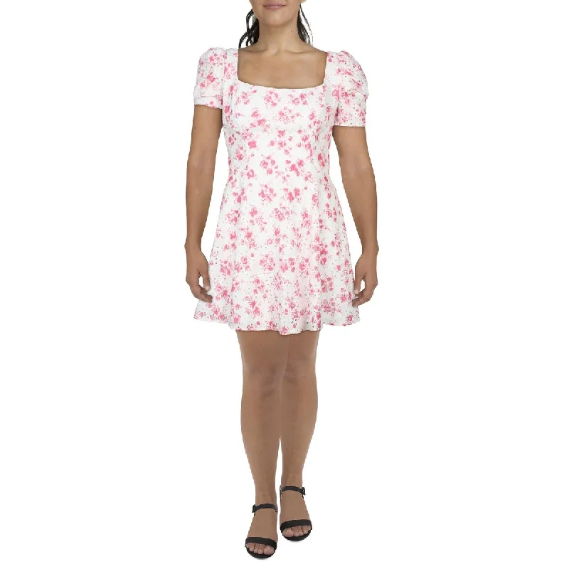 Vintage-Inspired Women's Apparel City Studios Womens Juniors Floral Print Eyelet Fit & Flare Dress