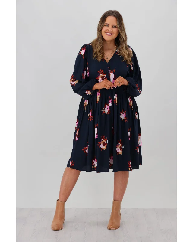 Women's Outerwear Garments Elm Posy Floral Dress Navy Floral