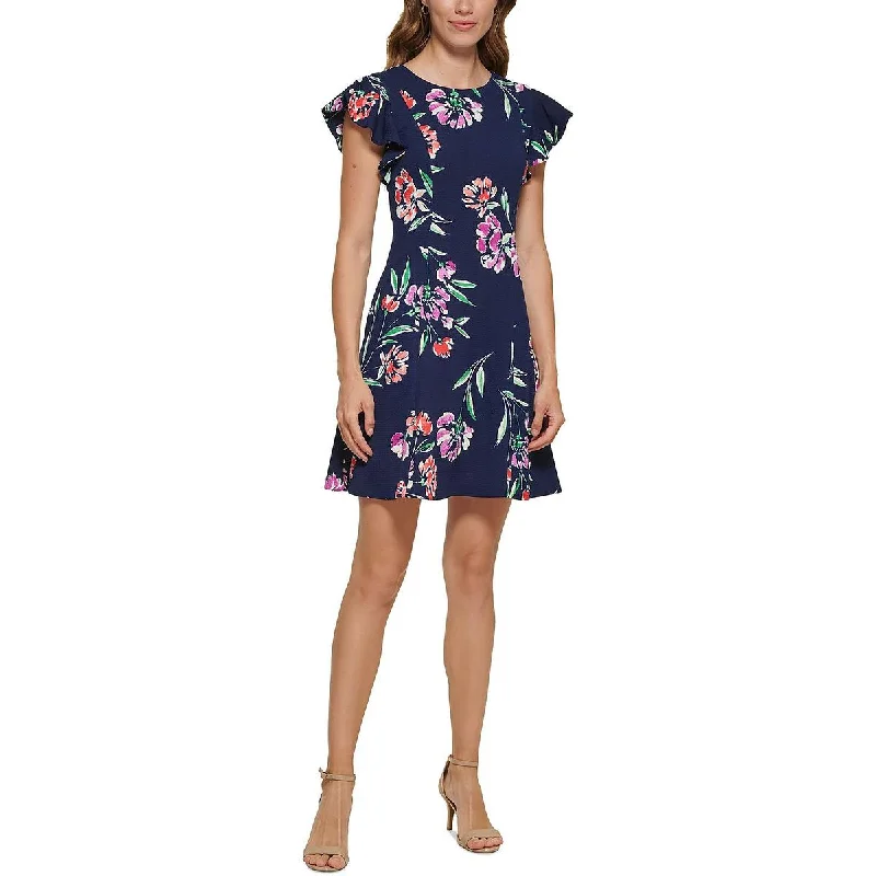 Women's Elegant Clothes Jessica Howard Womens Petites Floral Pockets Fit & Flare Dress