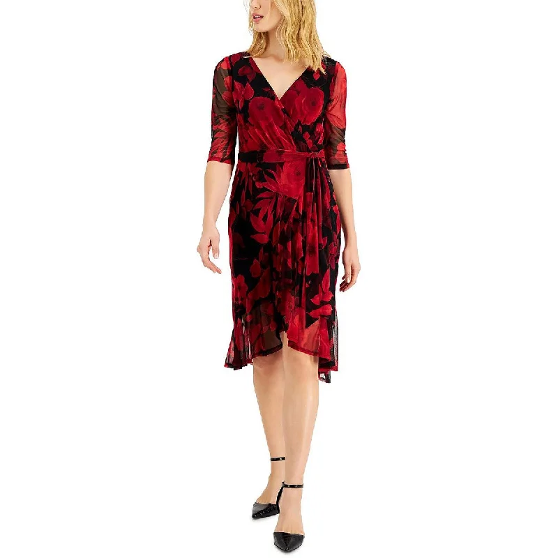 Women's Charming Outfit For Events Connected Apparel Womens Petites Floral Elbow Sleeve Wrap Dress