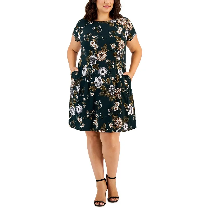 Women's Apparel Connected Apparel Womens Plus Floral Wide Neck Fit & Flare Dress